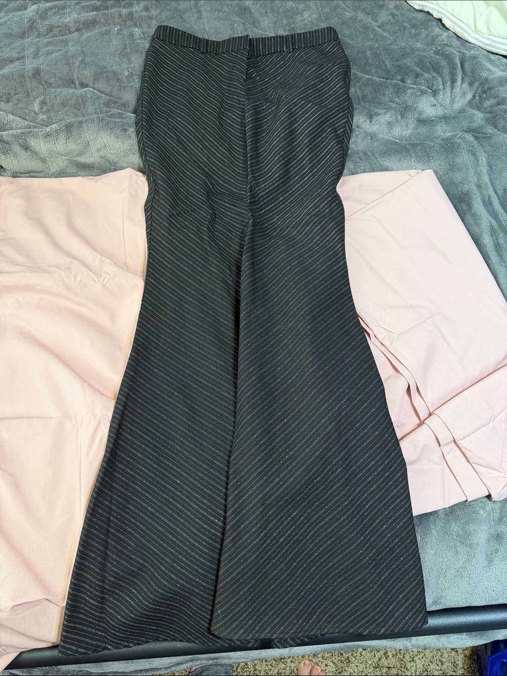 NWOT **RARE** Bebe Women’s Black Pinstripe Mermaid Skirt Size 0